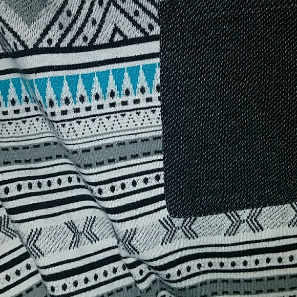 On the byas pocket t-shirt - Picture 4 of 4